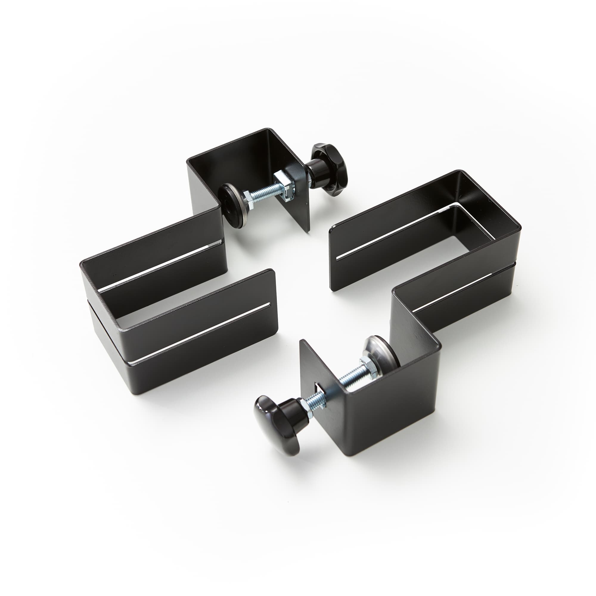 Des pinces pour plaques PMMA